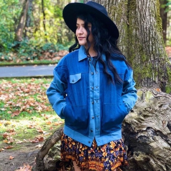JODIFL Oversized Denim Colorblock Jacket Size M - Picture 1 of 4